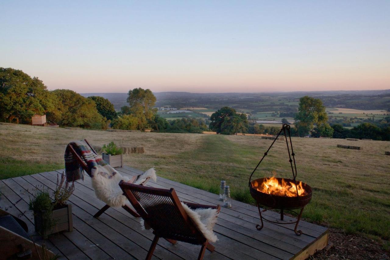 West Bagborough Tilbury Shepherd Huts With Hot Tubs Plus Holiday Cottages מראה חיצוני תמונה