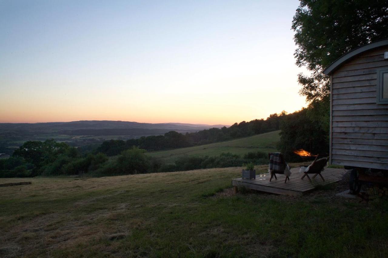 West Bagborough Tilbury Shepherd Huts With Hot Tubs Plus Holiday Cottages מראה חיצוני תמונה