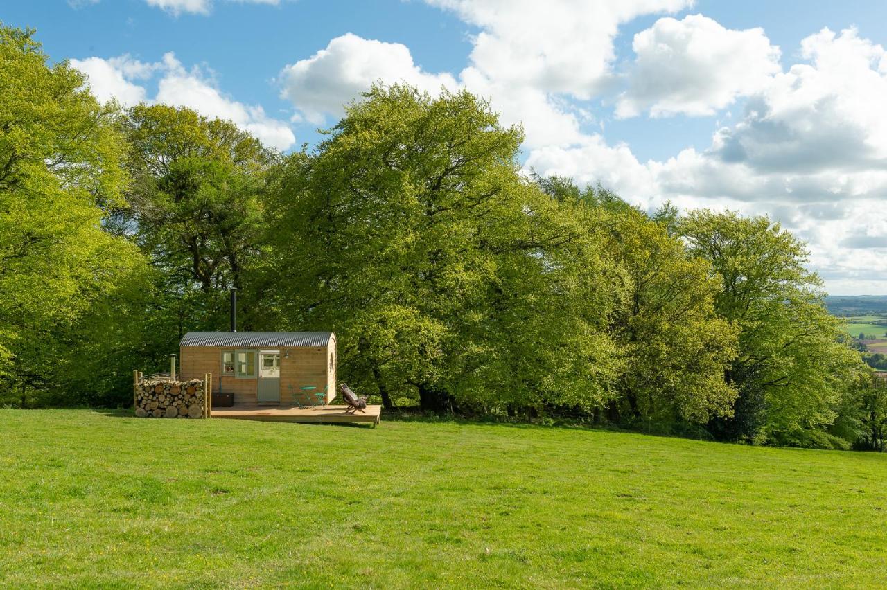 West Bagborough Tilbury Shepherd Huts With Hot Tubs Plus Holiday Cottages מראה חיצוני תמונה