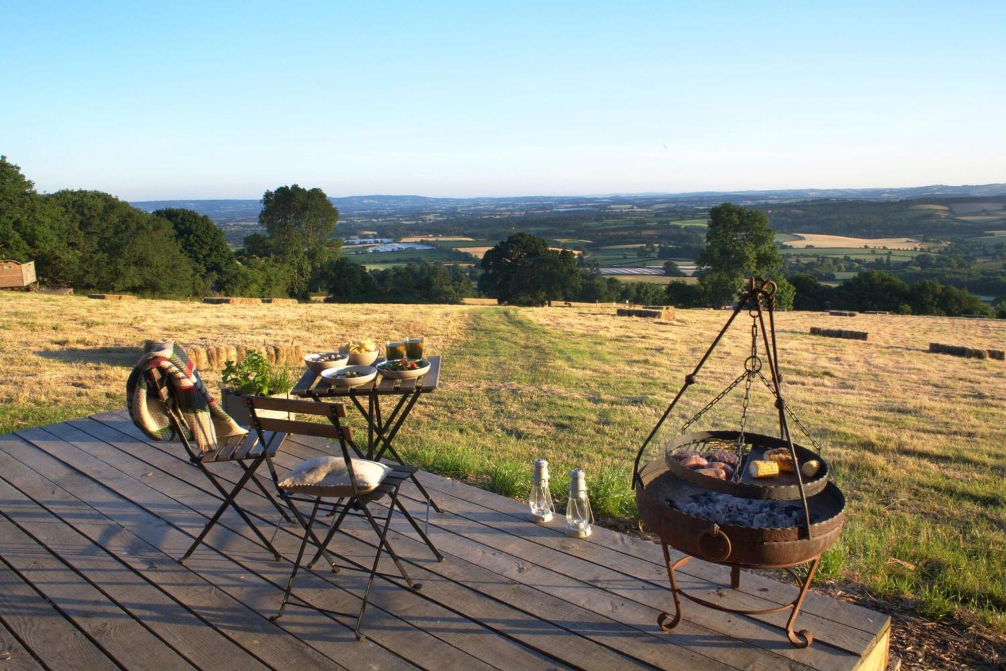 West Bagborough Tilbury Shepherd Huts With Hot Tubs Plus Holiday Cottages מראה חיצוני תמונה